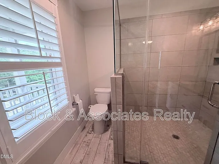 1023 Brighton Rd — Photo 15