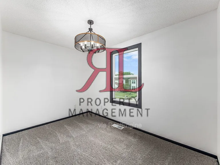 5932 Waterview Dr — Photo 21