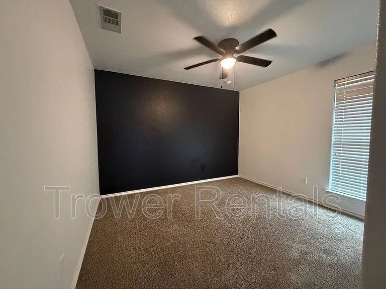 9804 Sagebrush Ave — Photo 28
