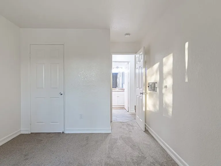 Terrace View Villas - Military Housing — Photo 14