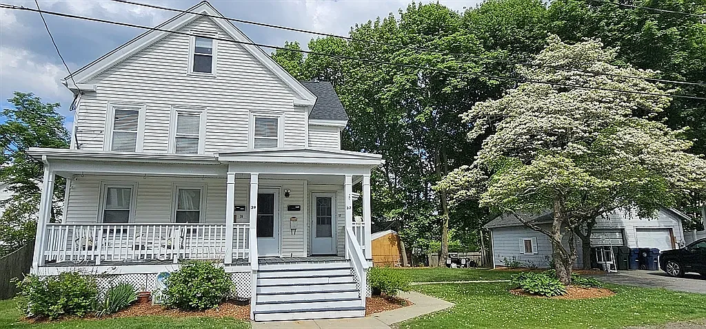 3 bed, 1500 sqft, $3,300 — Photo 1