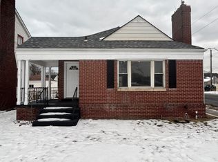 373 Taft Pl, Gary, IN 46404