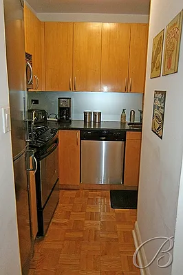 Sold by Bellmarc Realty | media 9