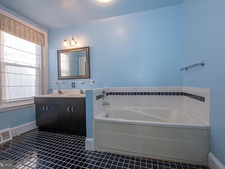 4707 Smick St — Photo 25