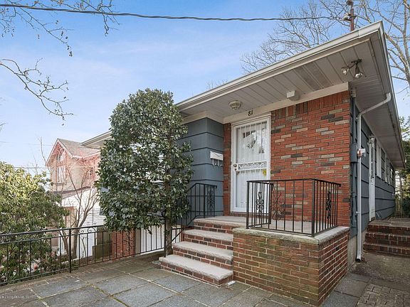 4th image of 81 Duncan St