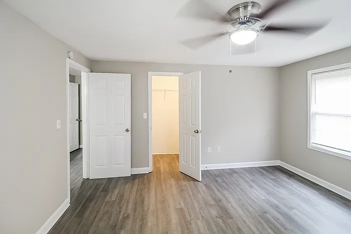 218 Hillcrest Dr — Photo 14