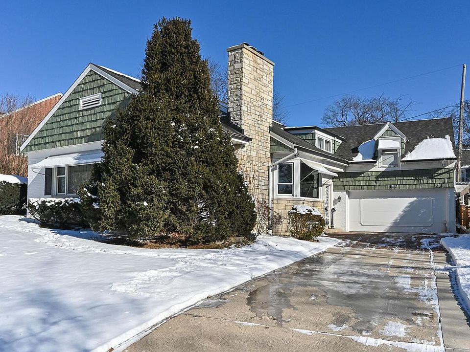 2236 Menomonee River Pkwy, Wauwatosa, WI 53226 Zillow