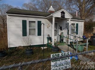 415 S Maple St, Dallas, NC 28034