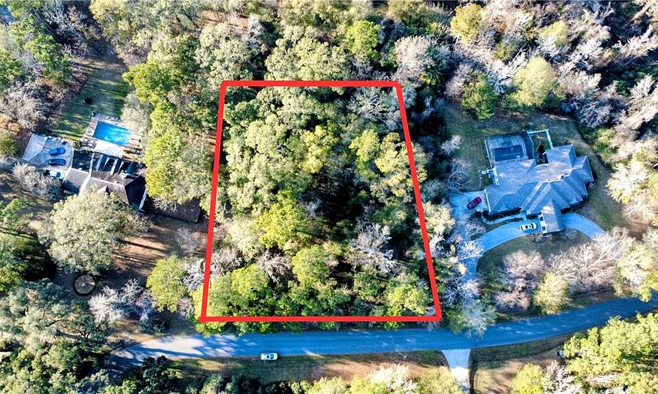 1st image of 307 Black River Dr