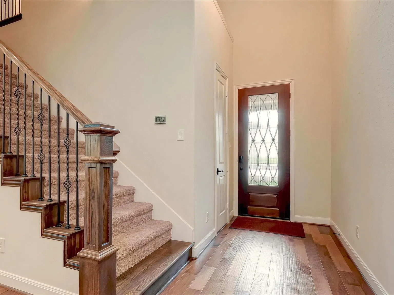 3 bed, 2.5 bath, 1867 sqft, $3,000 — Photo 4
