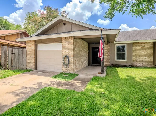 3505 Seagull St, Victoria, TX 77901