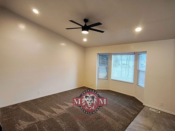 2nd image of 523 E Big Sky Dr #11375