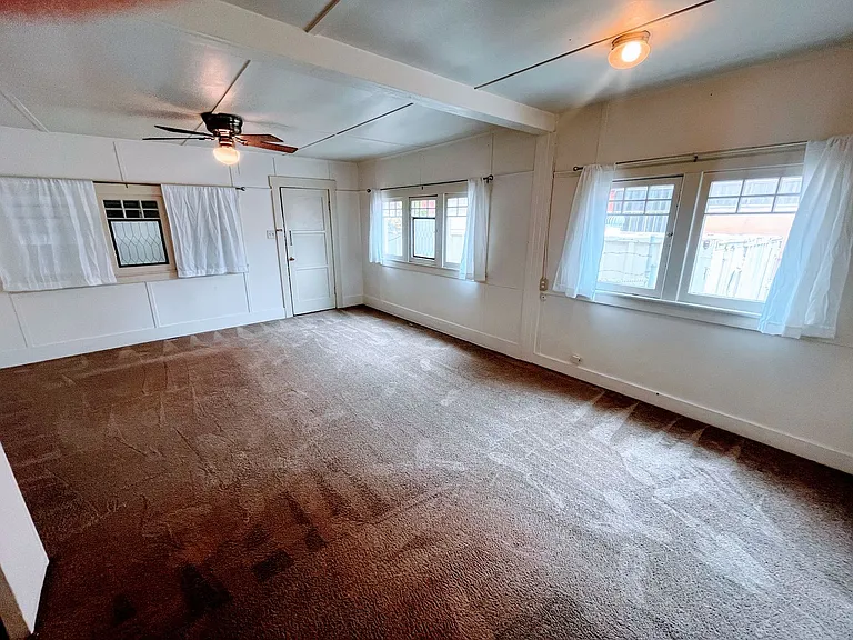 888 Turquoise St — Photo 10