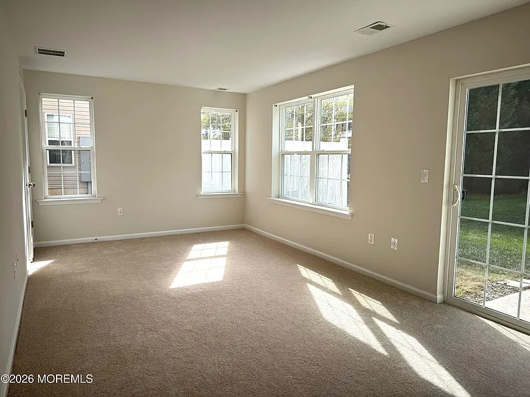 46 Creekside Way — Photo 2
