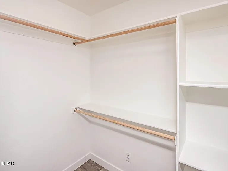 3705 Challenger Dr — Photo 20