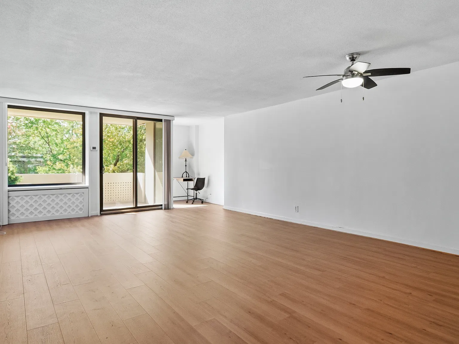 1245 4th St SW — Photo 3
