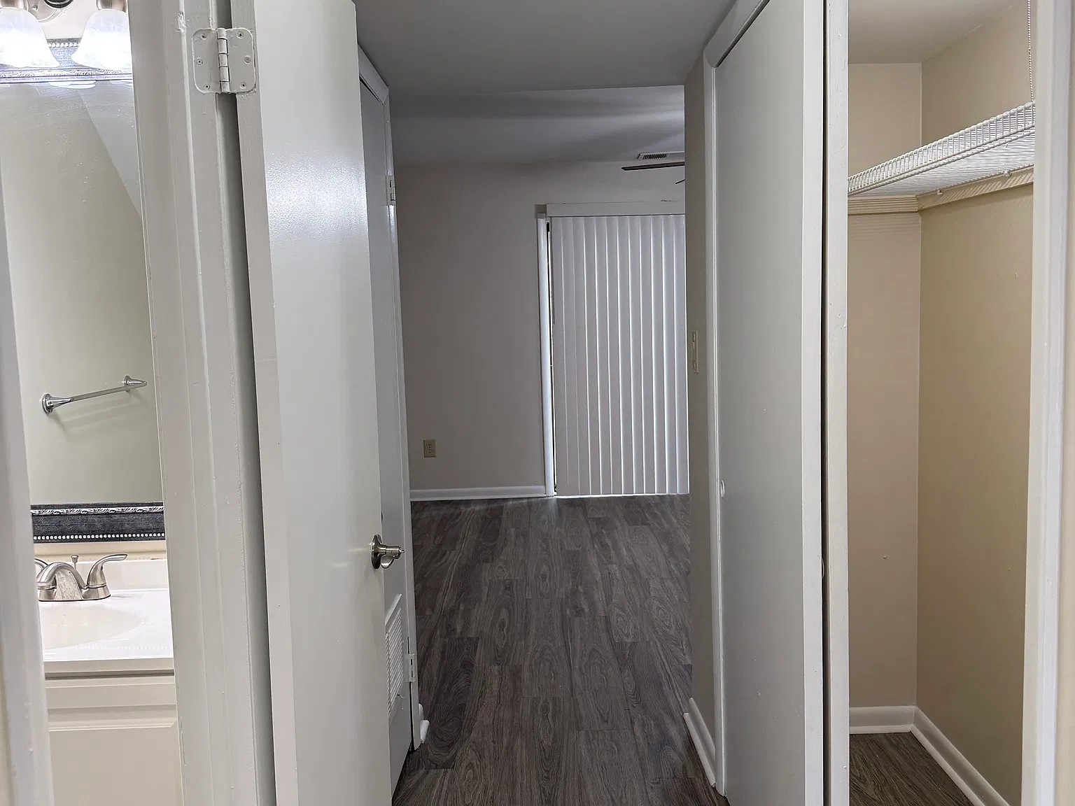 3 bed, 1.5 bath, $1,700 — Photo 4