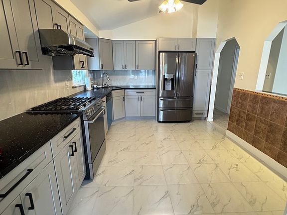 2nd image of 318 Nome Ave APT 1