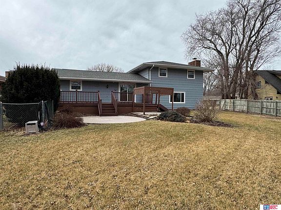 2nd image of 1028 Frontier Rd