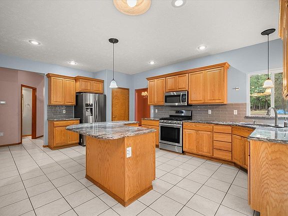 5th image of 23216 E Morris Rd