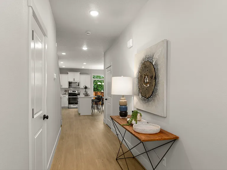 2525 Bourbon St — Photo 9