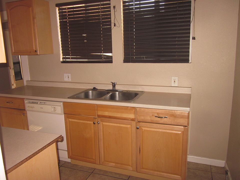 1st image of 540 W Jefferson St