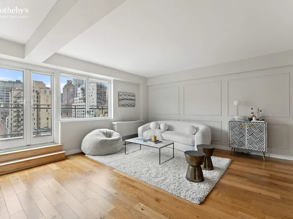 20 East 68th Street 12D image 3 of 14