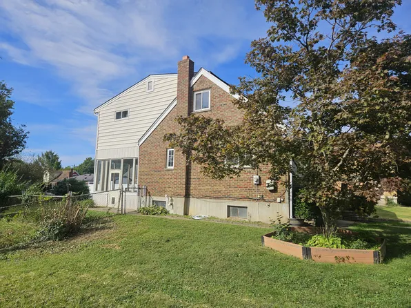 5369 Plumridge Dr, Cincinnati, OH 45238