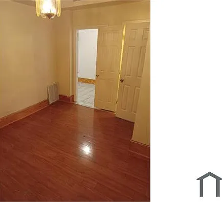 2 bed, 900 sqft, $3,200 — Photo 2