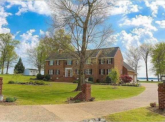 3rd image of 2421 Harrison Point Dr