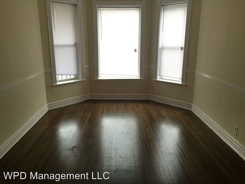 2nd image of 7210 S Vernon Ave #2