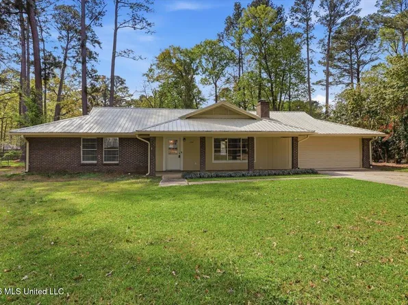 104 Park Trl, Brandon, MS 39047