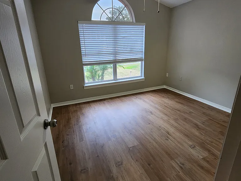 4921 Fiske Cir — Photo 11