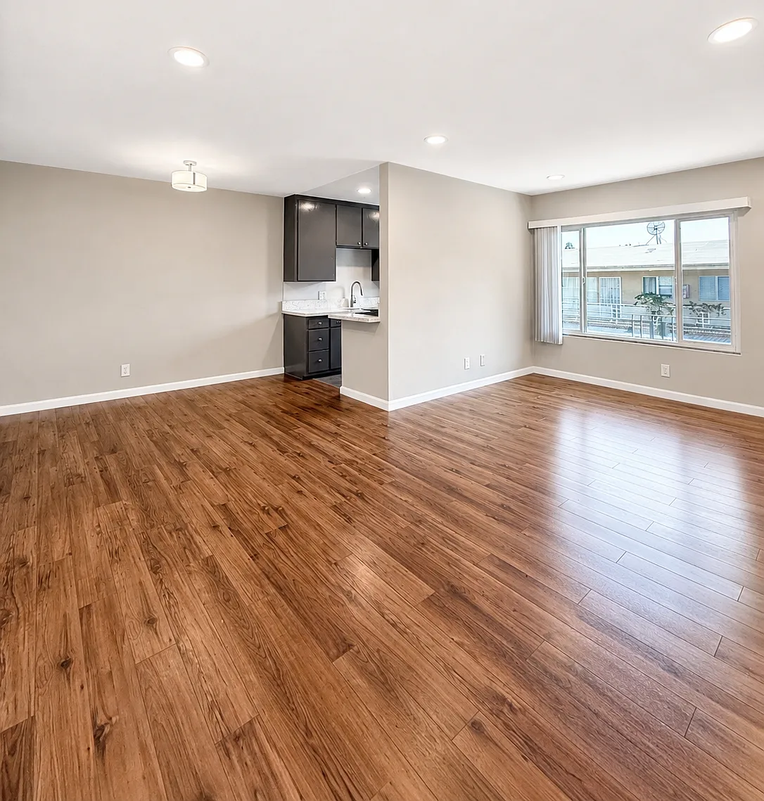 1 bed, 675 sqft, $2,240 — Photo 2
