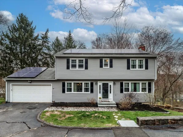 33 Rexview Circle, Trumbull, CT 06611