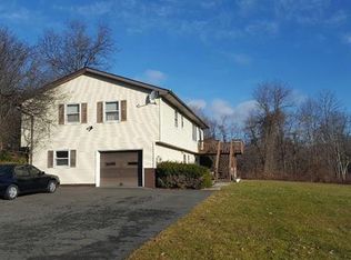 94 Old Mill Rd, Wallkill, NY 12589