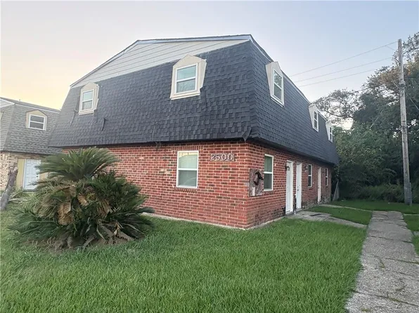 2500 Jamie Ct, Violet, LA 70092
