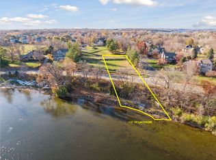 3930 Stratford Ln, Excelsior, MN 55331