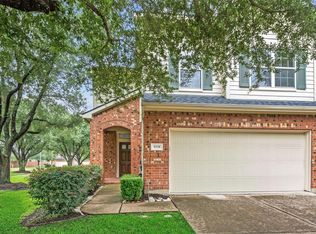 5338 Summit Hollow Dr, Houston, TX 77084