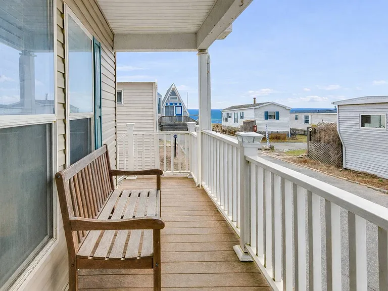 100 Deforest Rd #302 — Photo 3