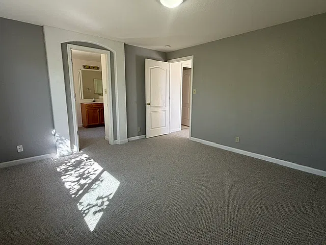 2555 Glen Eagles Drive - 1 — Photo 3