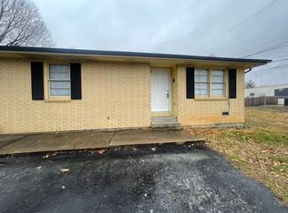 1051 S Lexington Ave #B, Springfield, MO 65802