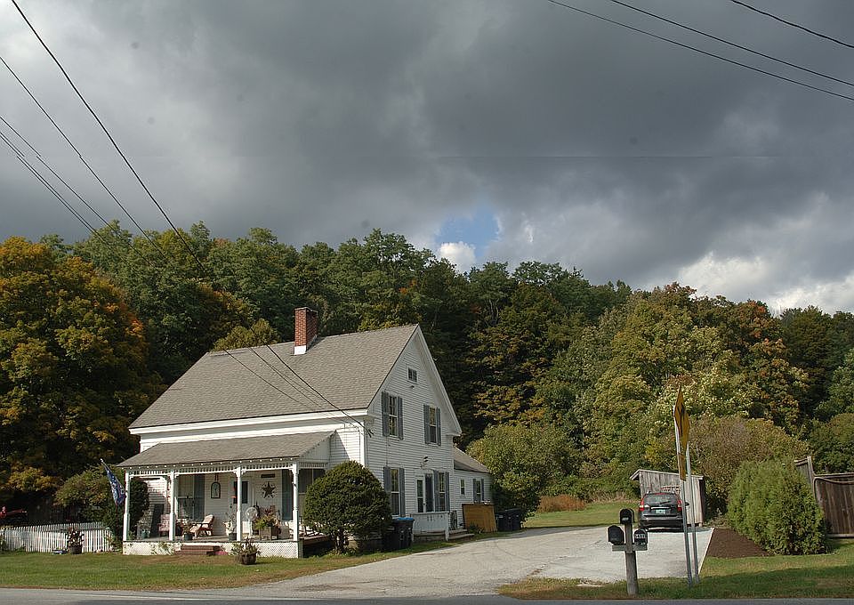2nd image of 548 Route 313