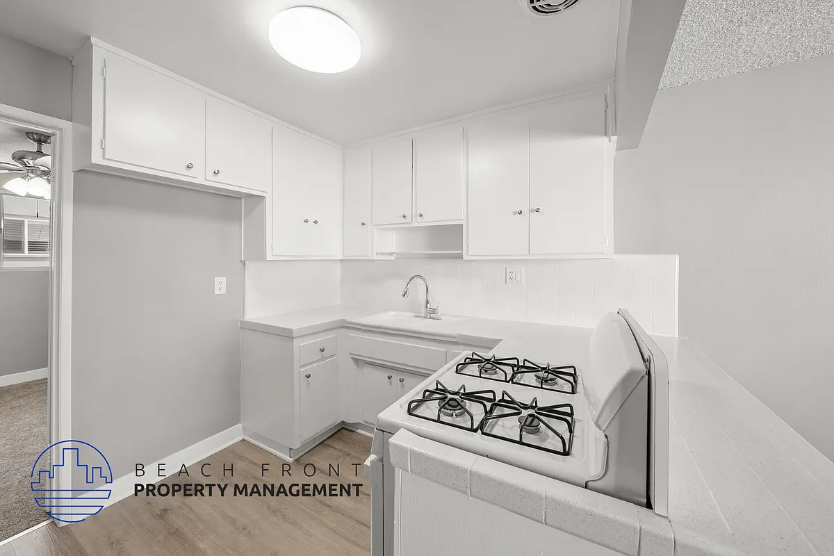 Building Photo - 2816 W. 182nd Street