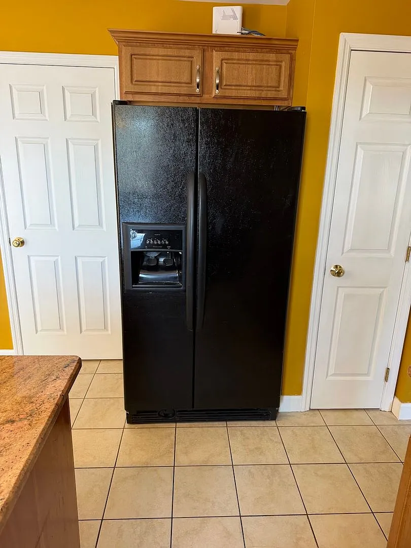 Beautiful 3-Bedroom Townhome in Governor Mifflin School District — Photo 4