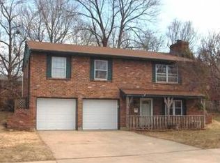 3521 S Debra St, Independence, MO 64055