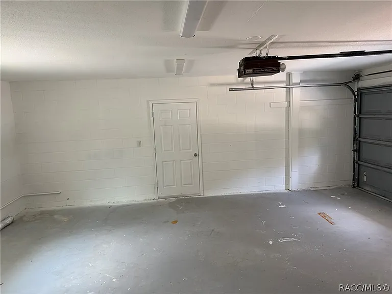 1405 Eden Dr — Photo 23