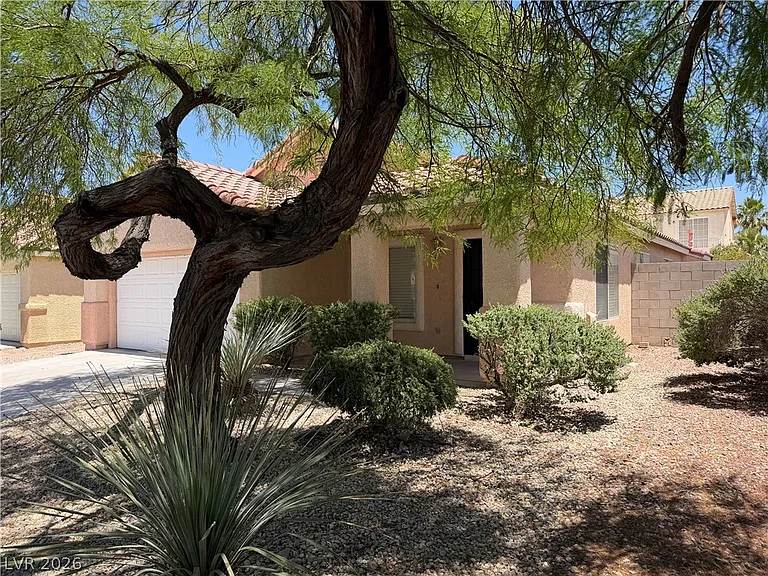 9352 Morehouse Pl — Photo 3