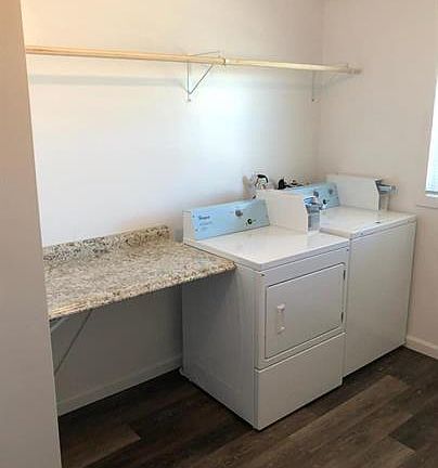 3rd image of 501 Hutchison St #6