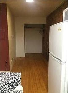 2nd image of 261 West St